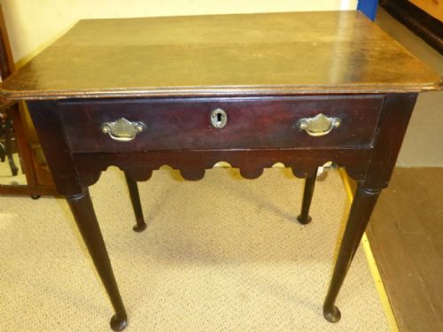 18th Century Pad Foot Side Table in Oak