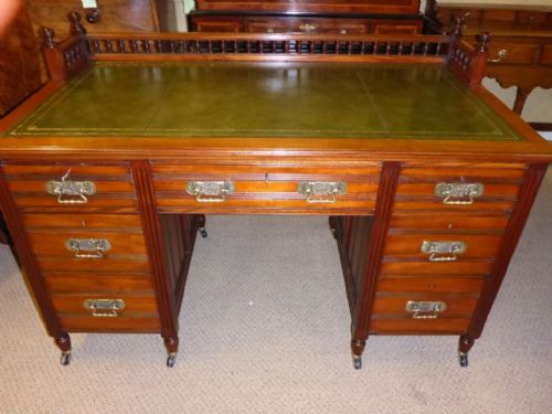 Quality Desk by Maple and Co London
