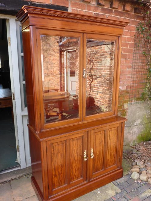 Victorian Library Bookcase in Mahogany