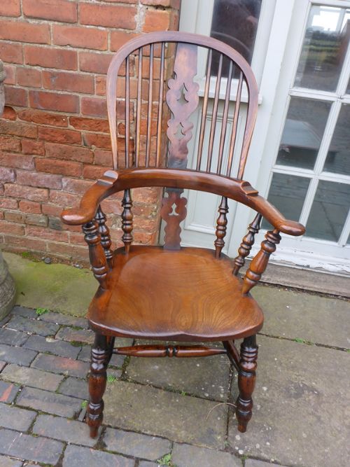 Victorian Broad Arm Windsor Armchair