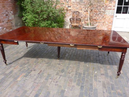 Superb Antique Large Extending Dining Table in Mahogany