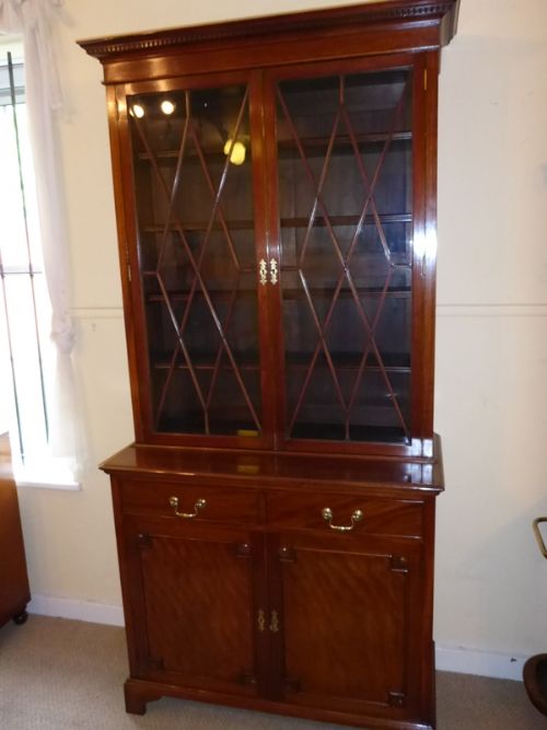 Good Quality Late Victorian Library Bookcase