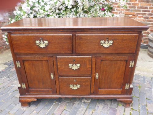 !8th Century Small Oak Dresser