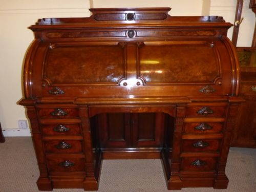Stunning American Cylinder Desk in Walnut