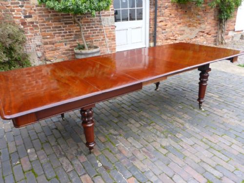 Superb Antique Victorian Large Extending Dining Table