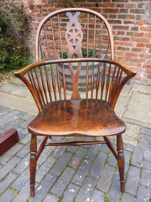 Ash and Elm Windsor Armchair