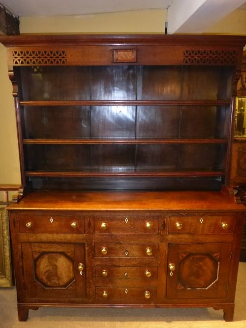 Superb Talwrn Anglesey Dresser Great Colour