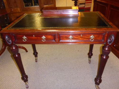 High Quality Victorian Small Library Table