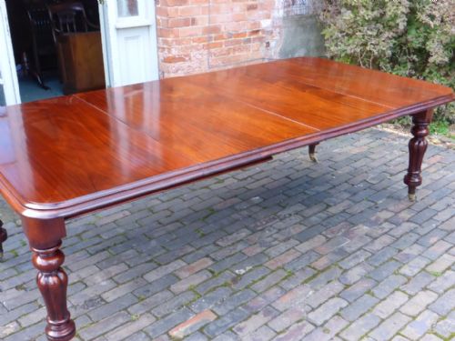 Antique Victorian Extending Dining Table Mahogany Seat 10