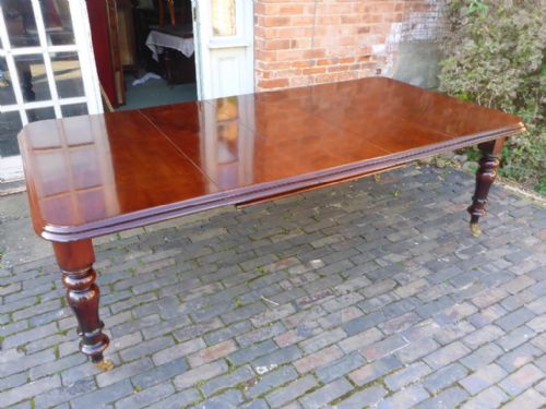 Antique Victorian Mahogany Extending Table Seats 10