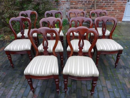 A Good Set of 10 Victorian Spear Point Balloon Back Dining Chairs