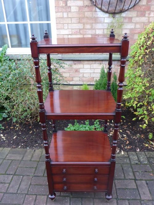 Good Early Victorian Mahogany Stand