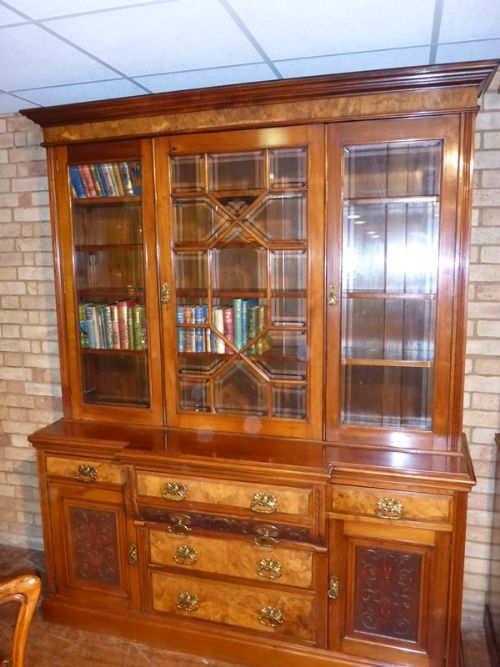 Quality Late Victorian Walnut 3 Door Bookcase