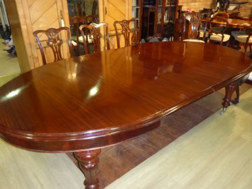 Victorian Mahogany Extending Dining Table