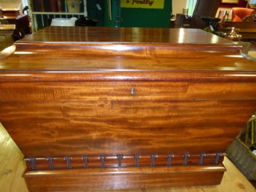 Late Georgian Cellaret in Mahogany