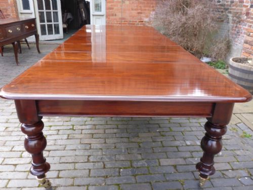 fig 1. Superb Victorian Extending Dining Table 4 Leaves