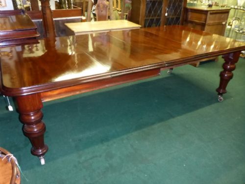 Antique Victorian Mahogany Extending Dining Table Seat 10