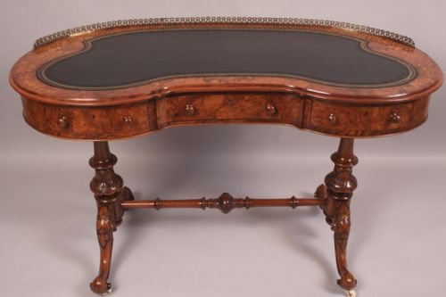 Superb Kidney Shape Desk by Druce and Co London