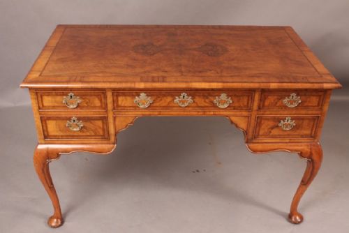 Super Quality Walnut Desk/hall Table "London" Maker