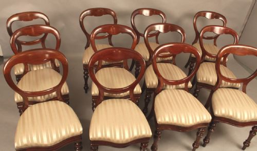 Very Good Set of 12 Victorian Mahogany Balloon Back Chairs