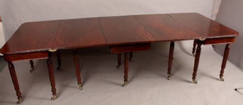 Georgian Mahogany Dining Table to Seat 10