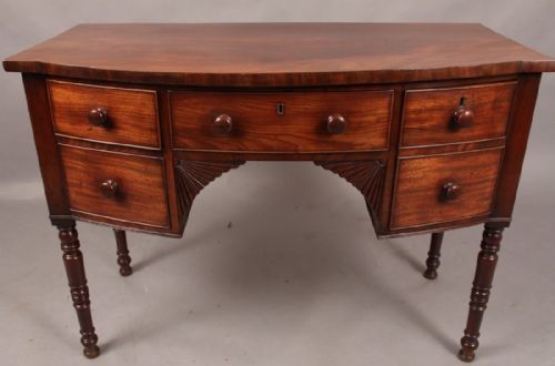 Small Georgian Sideboard/dressing Table