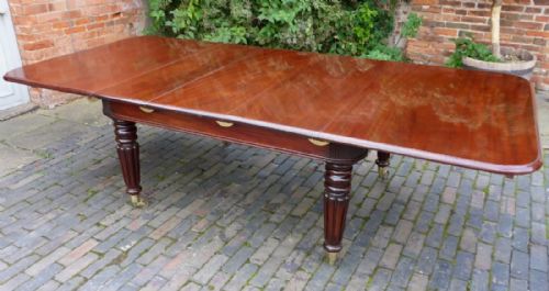 Super Quality Regency Mahogany Extending Dining Table
