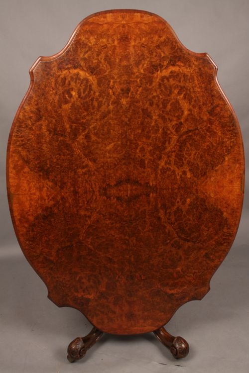 Very Attractive Victorian Breakfast Table Burr Walnut