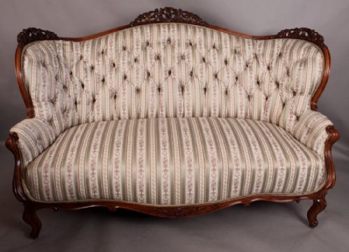 Victorian Sofa Walnut Frame