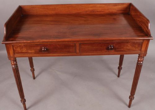 Good Quality Mahogany Library Table