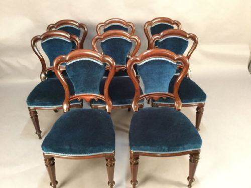 Attractive Set of 8 Victorian Mahogany Dining Chairs