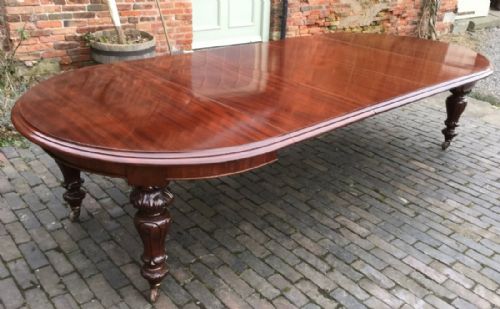 Superb Victorian Extending Dining Table Mahogany Seat 12