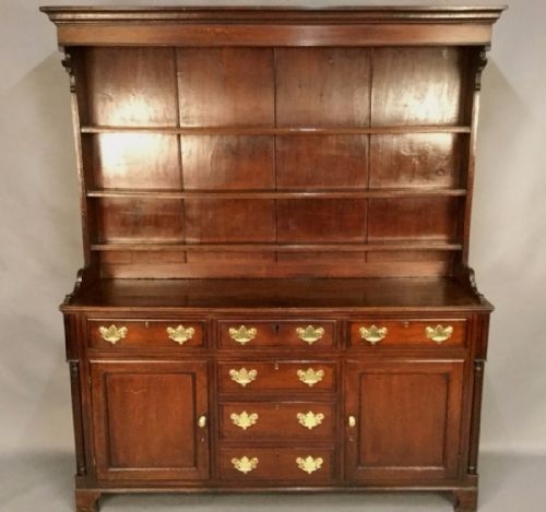 Georgian Oak Dresser and Plate Rack