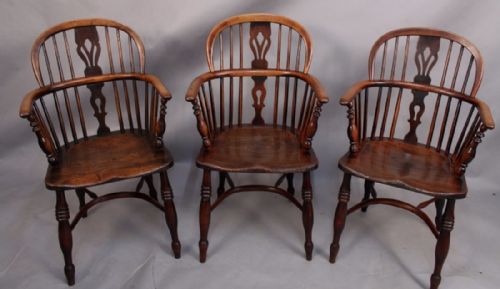 Very Rare Set of 3 Windsor Chairs Elizabeth Gabbitass Worksop