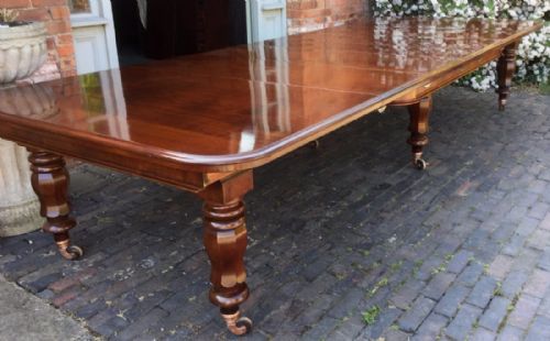 Superb Victorian 5 Leaf Extending Dining Table Seat 14