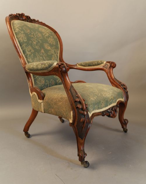 Victorian Walnut Gentleman's Open Arm Chair
