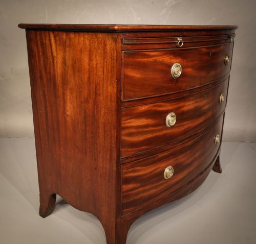 Georgian Bow Front Chest of Drawers