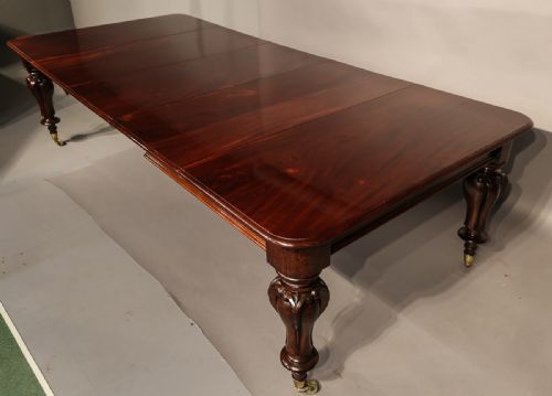 Victorian Mahogany Extending Dining Table Seats 12