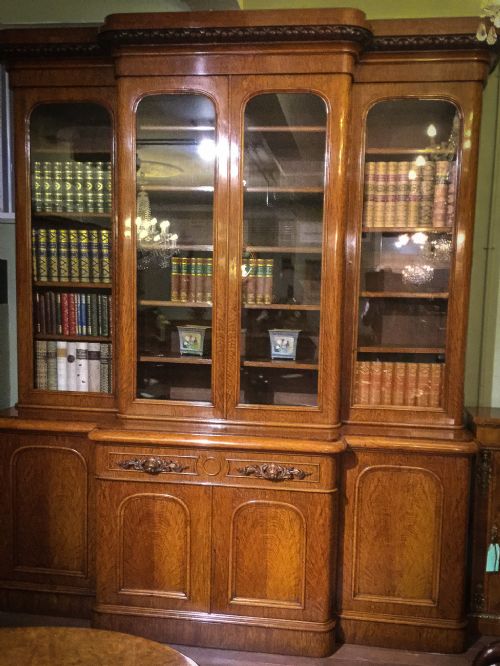 Very Good Victorian Breakfront 4 Door Bookcase Oak