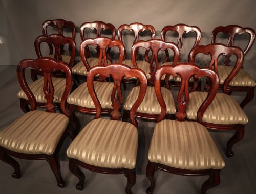 Set of 12 Victorian Mahogany Spear Point Balloon Back Dining Chairs
