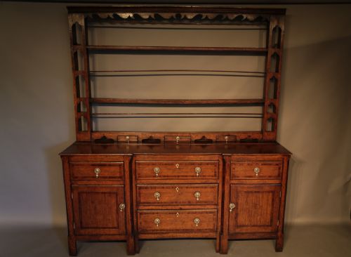 Georgian Oak Dresser with Plate Rack