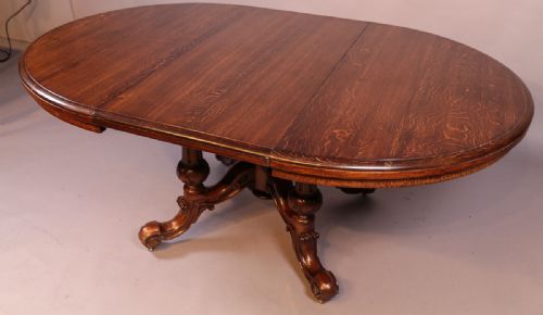 Victorian Extending Dining Table in Oak Circular