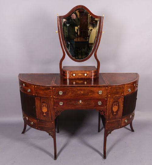 Superb Georgian Inlaid Dressing Table