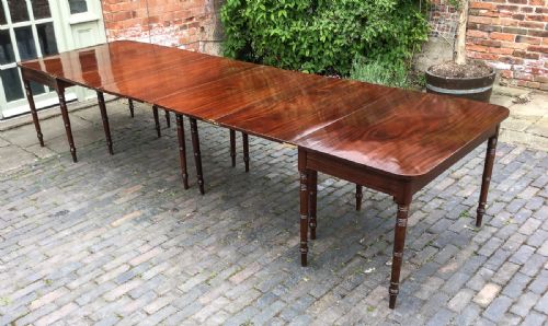 Georgian Patent Mahogany 4 Section Dining Table Seat 14