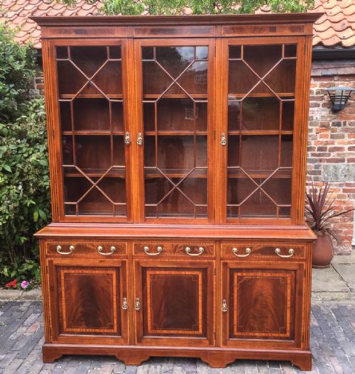 Superb Late Victorian Inlaid Mahogany Large Bookcase