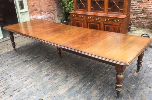 Large Early Victorian Mahogany Dining Table Seats 14