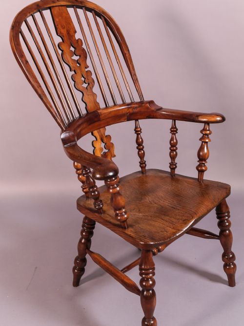 A Good Worksop Broad Arm Windsor Chair in Yew Wood