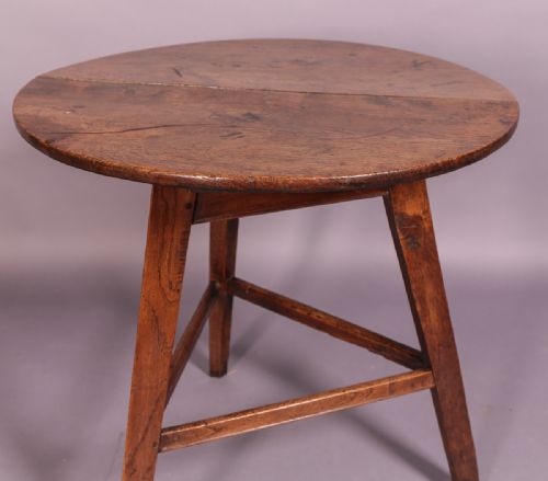Georgian Cricket Table Good
