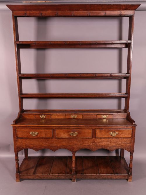 Good 18th Century Pot Board Dresser