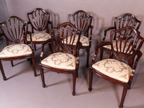 Set of 6 Mahogany Dining Chairs with Arms Waring and Gillow
